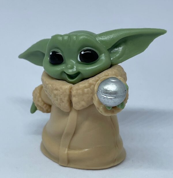 FIGURA BABY YODA